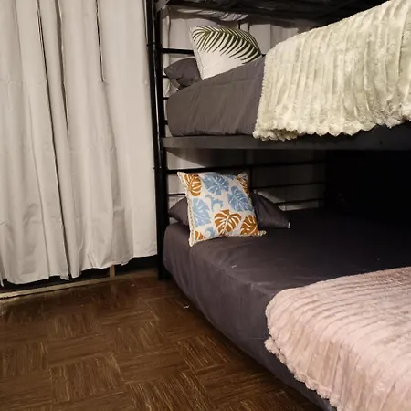 Bunk bed Apt