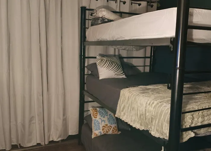 Kapselhotel Bunk Bed